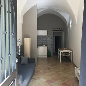 Evviva La Sicilia Aeroporto di Catania Fontana Rossa